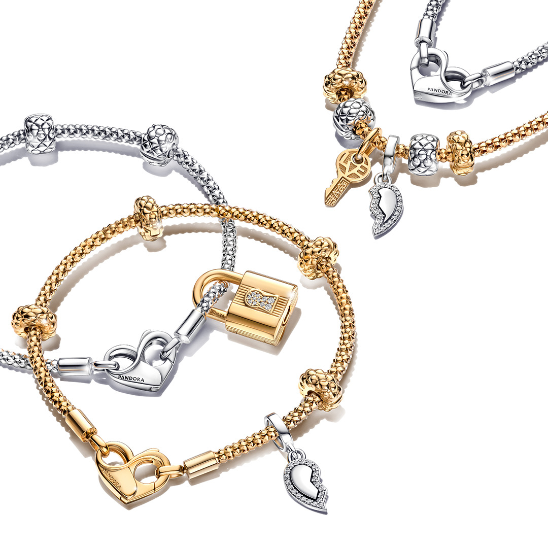 以3款不同金屬飾面的Pandora Moments粒紋手鏈Mix & Match,層疊混搭多變造型,勇於展現無限可能!
