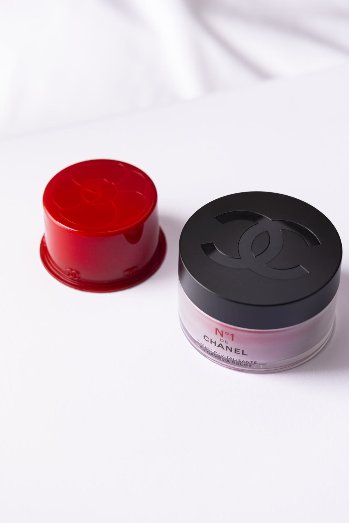 CHANEL一號紅山茶花系列的可持續發展與環境保護理念與實踐，同樣值得大家支持與欣賞。