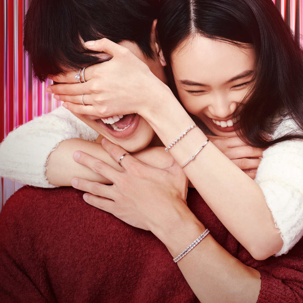 熱戀中的你儂我儂充滿了激情、驚喜與浪漫!是回憶最深、最多的階段。