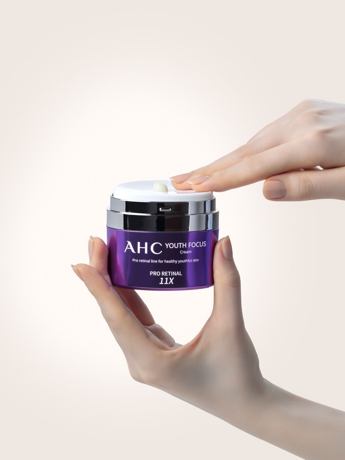 AHC PRO Retinal醫美科研淡紋緊緻面霜($249/50ml)