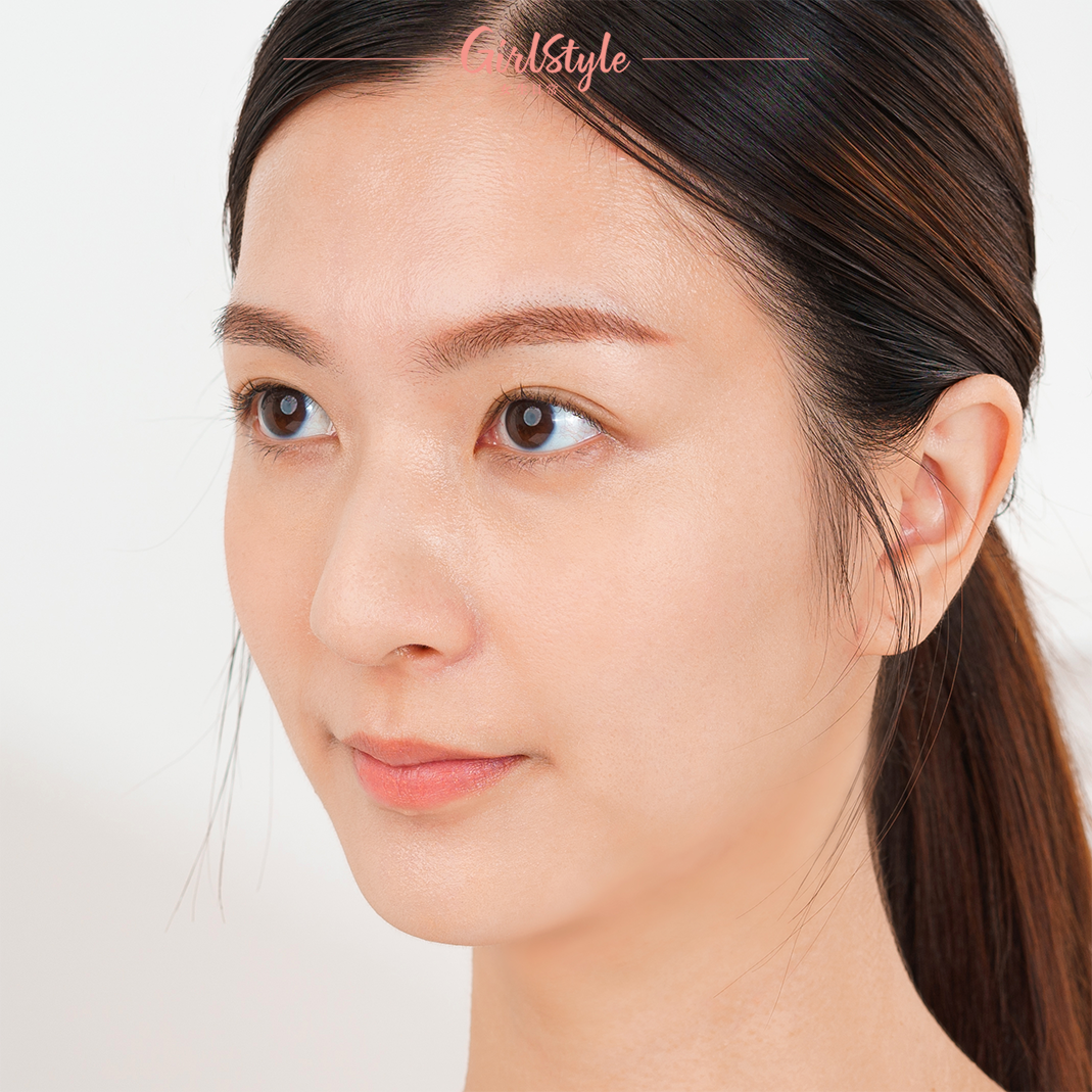 隨著年齡增長，皮膚細胞更新能力下降，粗糙，皺紋、面部鬆弛一一浮現，連輪廓也變得不明顯！