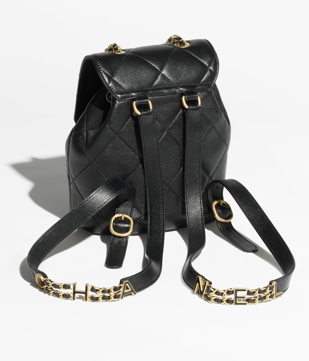 名牌背囊推介:CHANEL 小羊皮背囊(HK$ 49100)