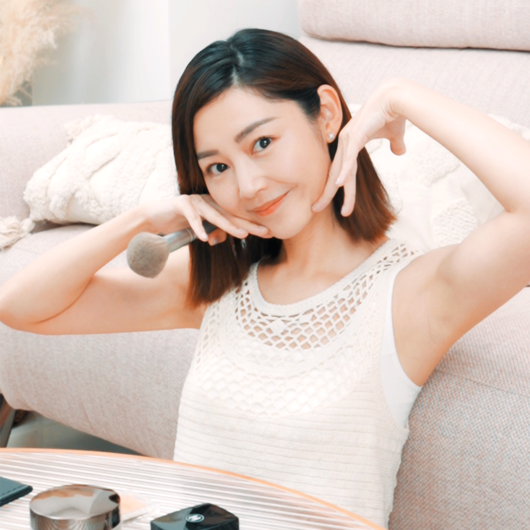 準人妻衛詩雅Michelle，工作密密麻麻又要忙於籌備婚禮，但鏡頭前後都仍然容光煥發，時刻展現V面＋曲線身材！