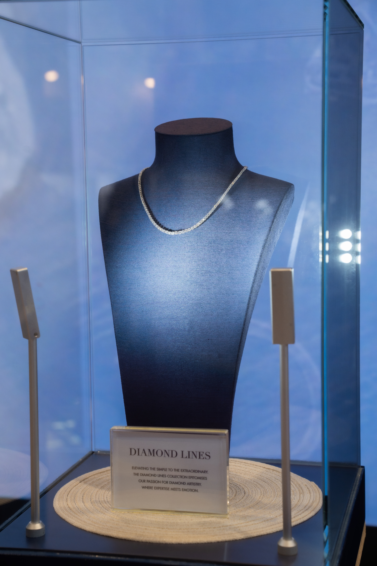 天然鑽石首飾承載著佩戴者背後的故事，非常有情感價值。 