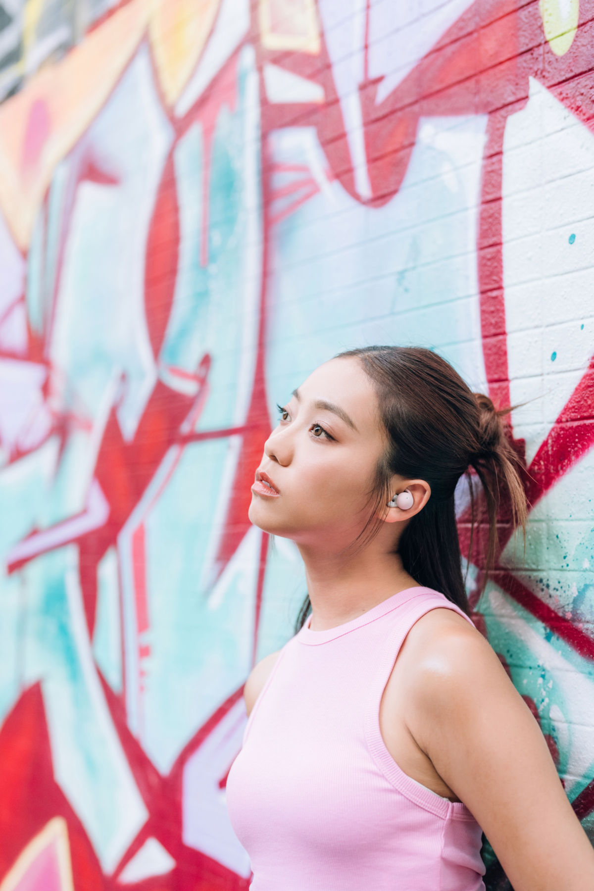 Sony LinkBuds Fit降噪功能相當不俗,只要輕按就可以切換至自動環境音效,因應周圍環境的聲浪而調節,操控簡單方便。