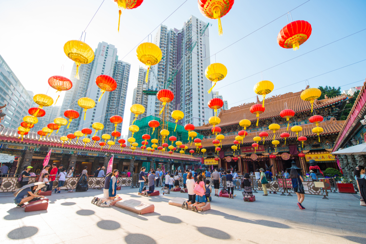 單身男女可以去拜月老啦！