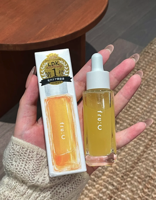 Fru:c 高濃度VC精華液 28ml