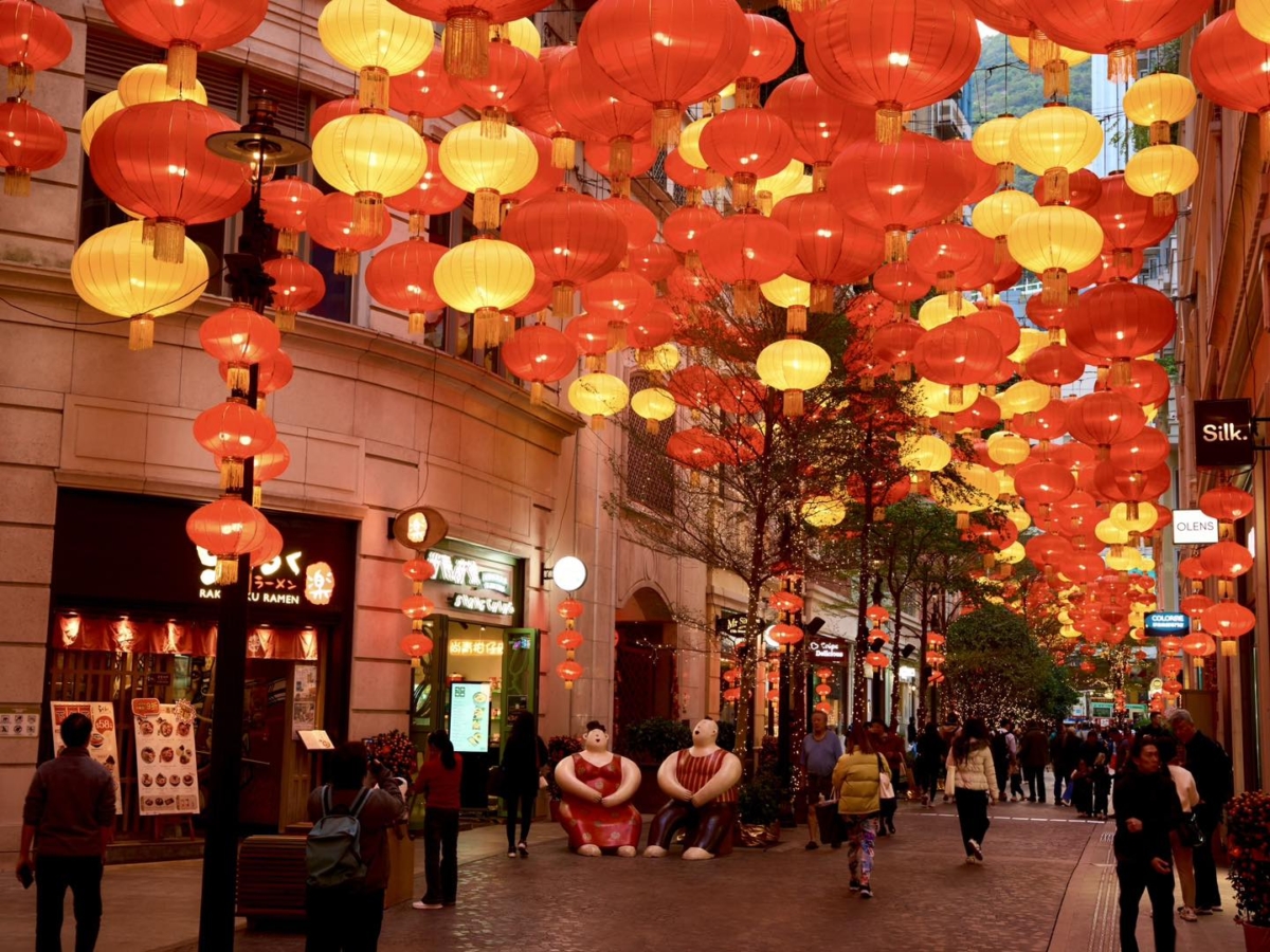 利東街「喜慶燈海迎新春」 。