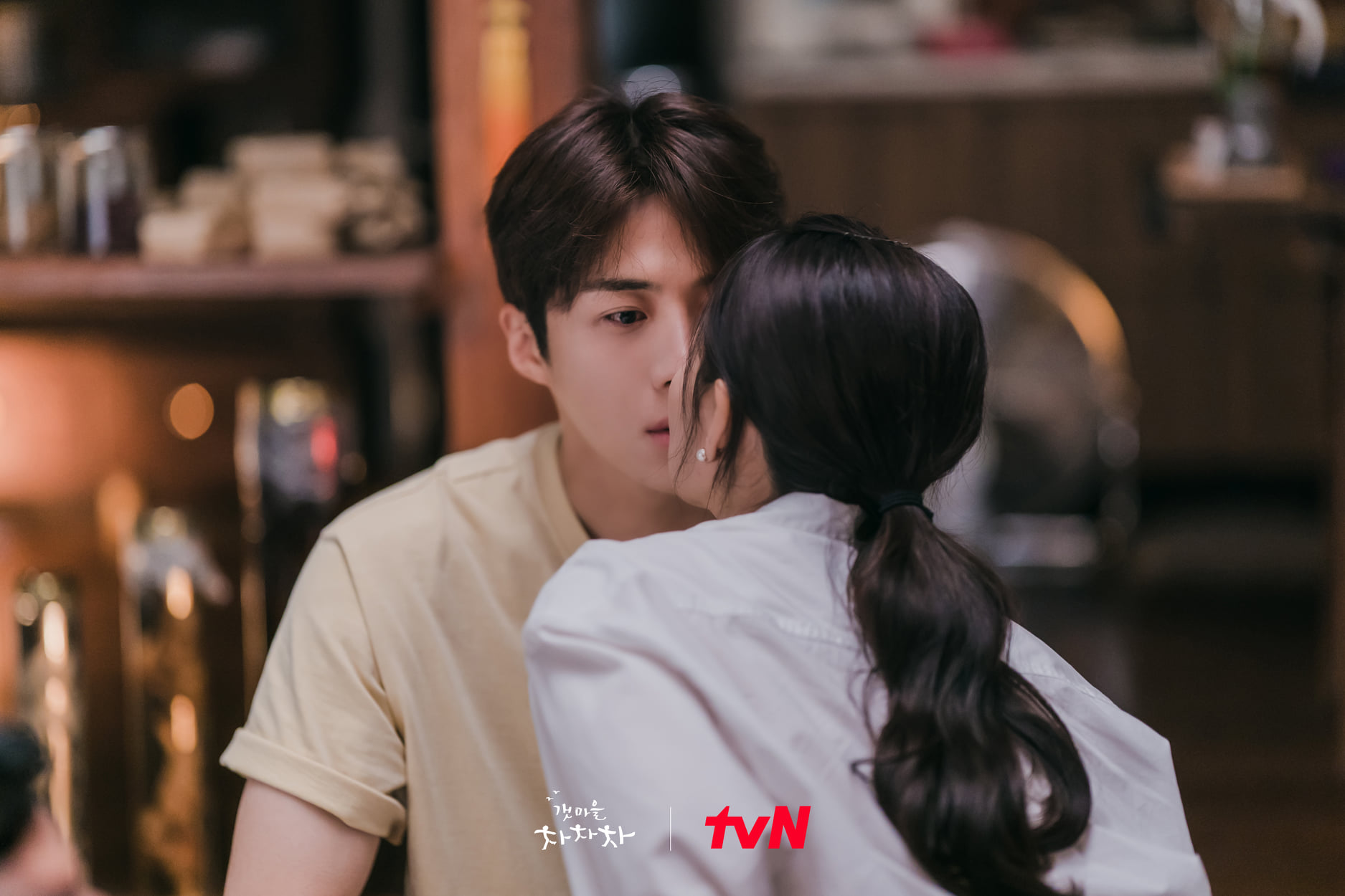 6/14親吻情人節是情侶們盡情大騷恩愛的日子!