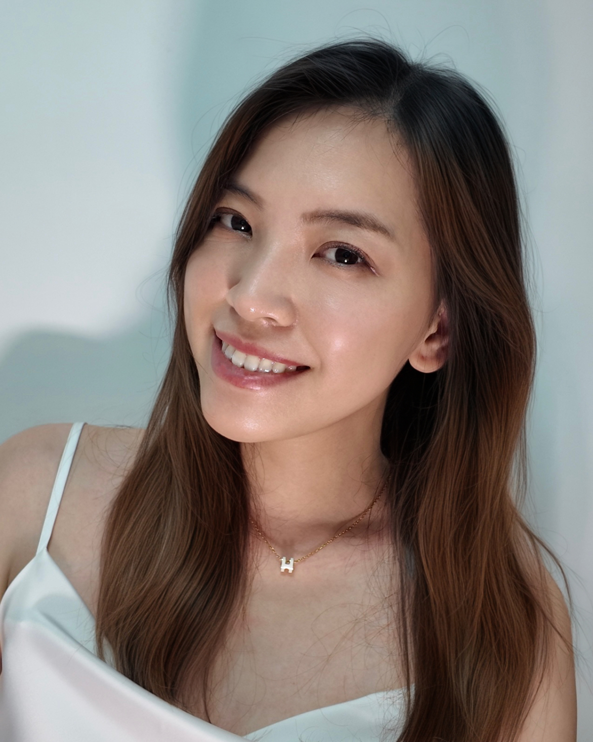 真實用家ngatravelstagram試用了OLAY水光小白瓶²2星期，她表示：「最近被親友問水光針診所推介。」