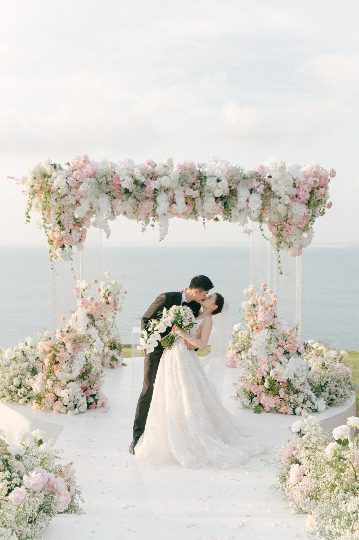 峇里島是著名的海外結婚聖地。