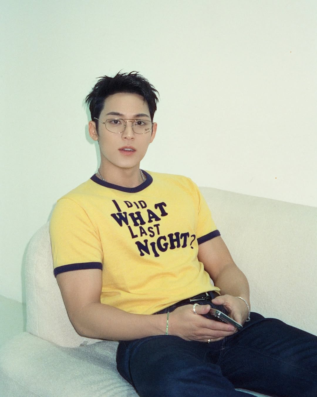 漸層短髮髮型不僅看起來乾淨利落，而且還帶有一點少年感