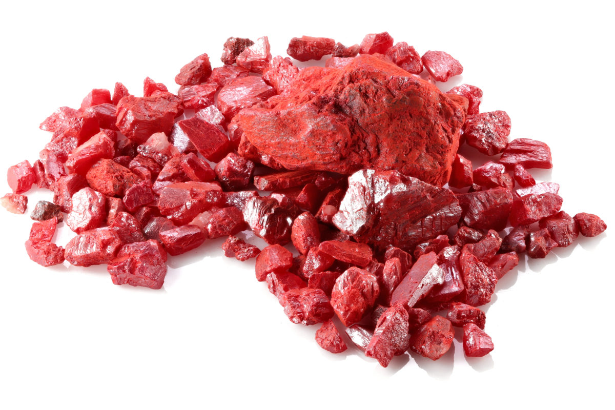 許多女性選擇佩戴硃砂穩定與安心