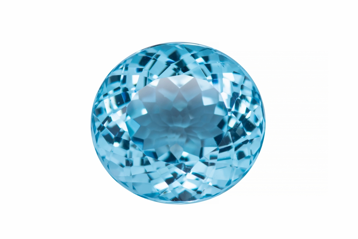 托帕石常被當成「能量寶石」，跟水晶一樣能帶來正能量、調和情緒，深受大家喜愛