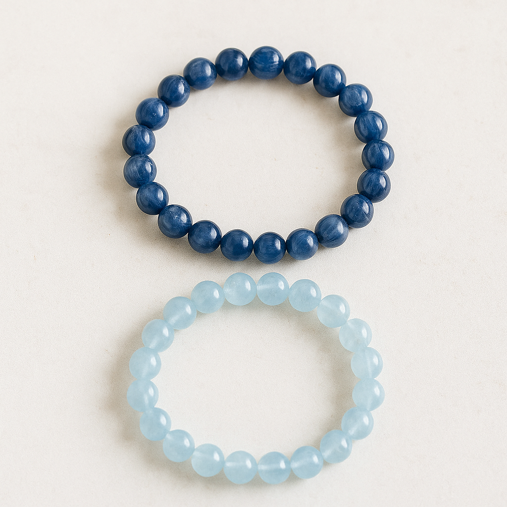 如果想追求靈性療癒、情緒平衡或水晶能量,推薦選擇藍晶石,能量溫和且價錢親民;海藍寶則質地堅硬且閃耀,更適合製作日常佩戴的高級珠寶。