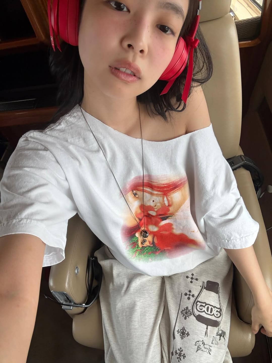 高炒或低炒都是經典Y2K 的影相風格