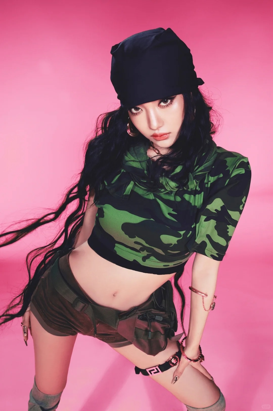 Y2K即復古感與未來感結合，深受潮男潮女的喜愛！