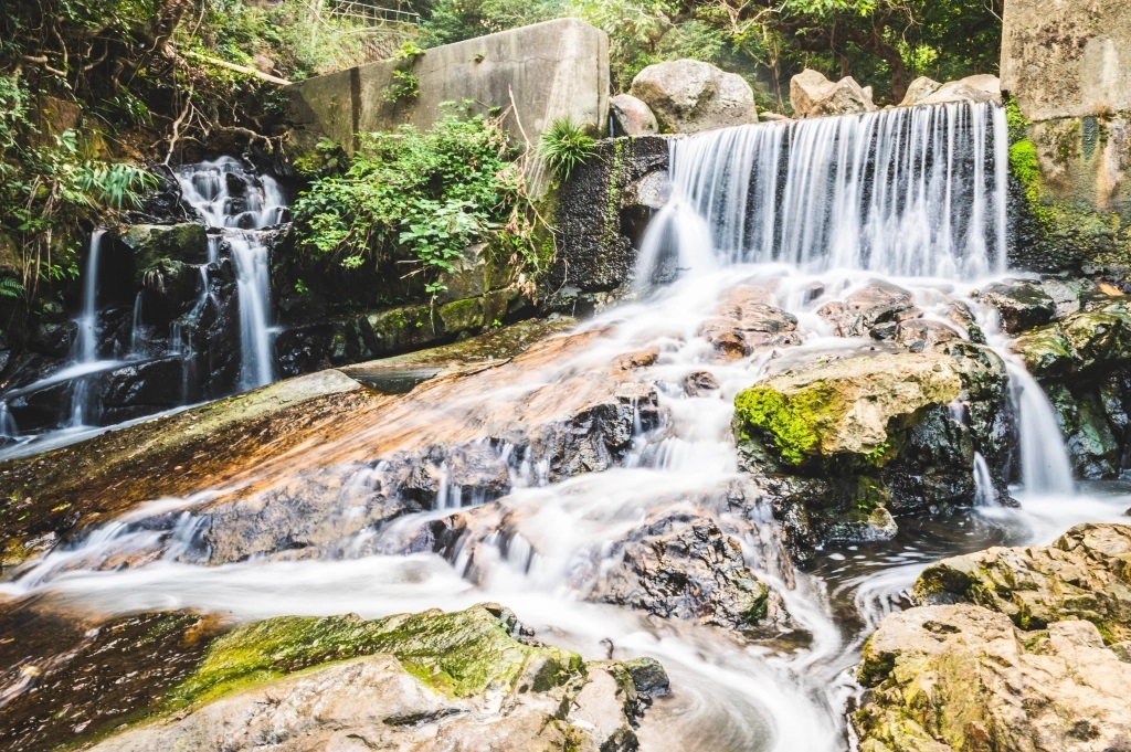 小夏威夷瀑布徑沿途有瀑布和溪澗景吸引大量行山人士