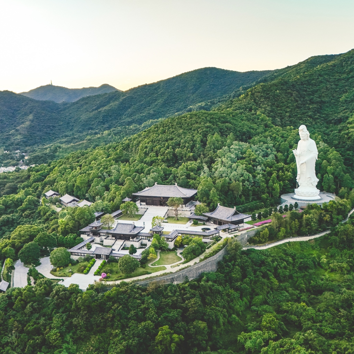 新界半日遊好去處推薦：慈山寺。