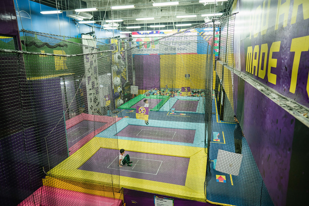 Super Sports Park佔地約5萬平方呎，提供超過20種運動遊戲設施，包括滑梯、彈跳床、攀石牆、滑板區及仿真滑雪模擬器SuperSKI等。