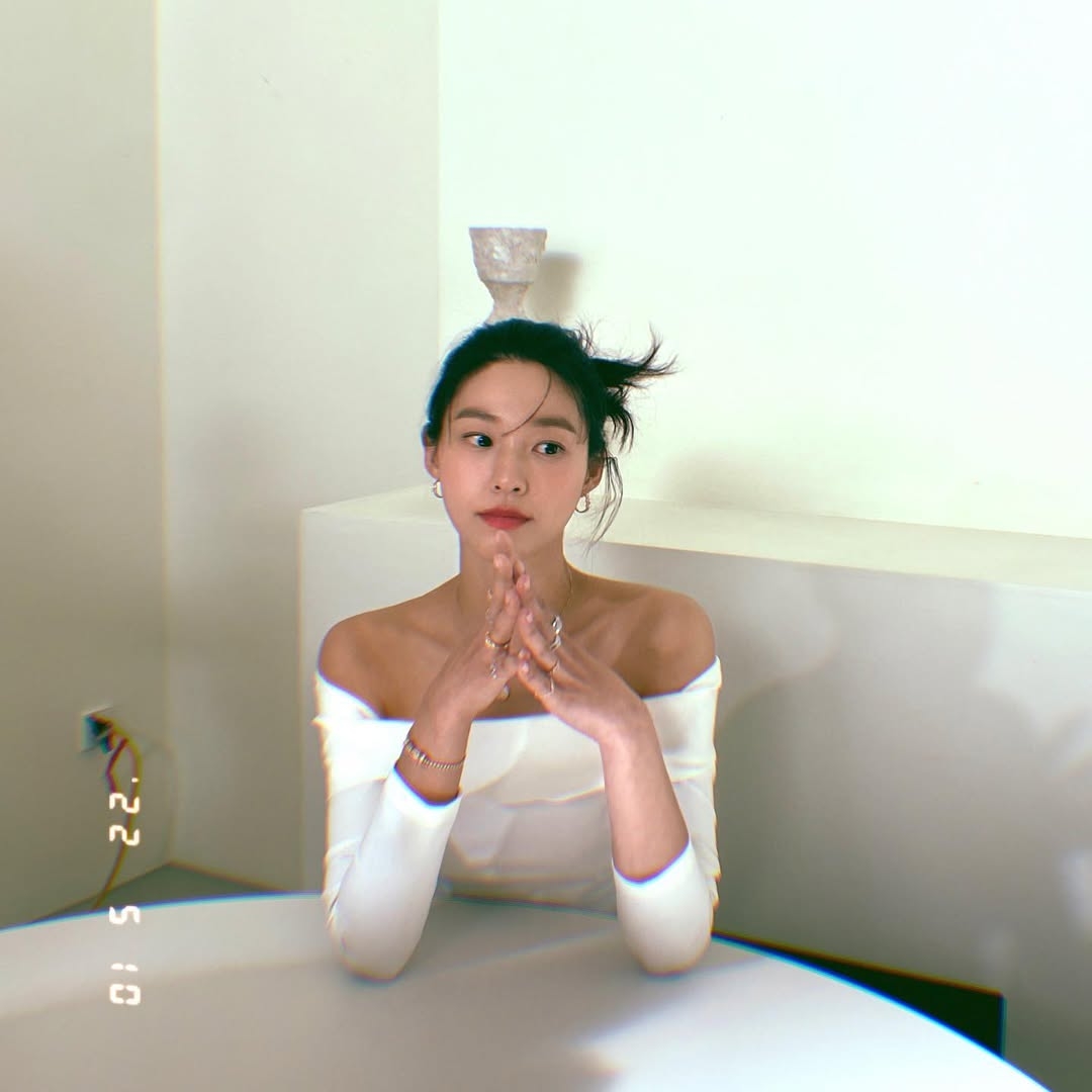 要從惱人的「圓肩」進化為自信的「直角肩」，單靠一時的熱情並不足夠，你需要一個有系統、高效的訓練計劃。