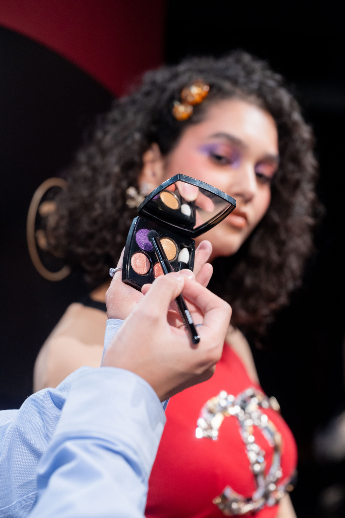 整個系列中,星級化妝師San最愛的是Baroque,特別是當中的紫色,看似濃豔,實質輕盈具仙氣,令人驚豔。