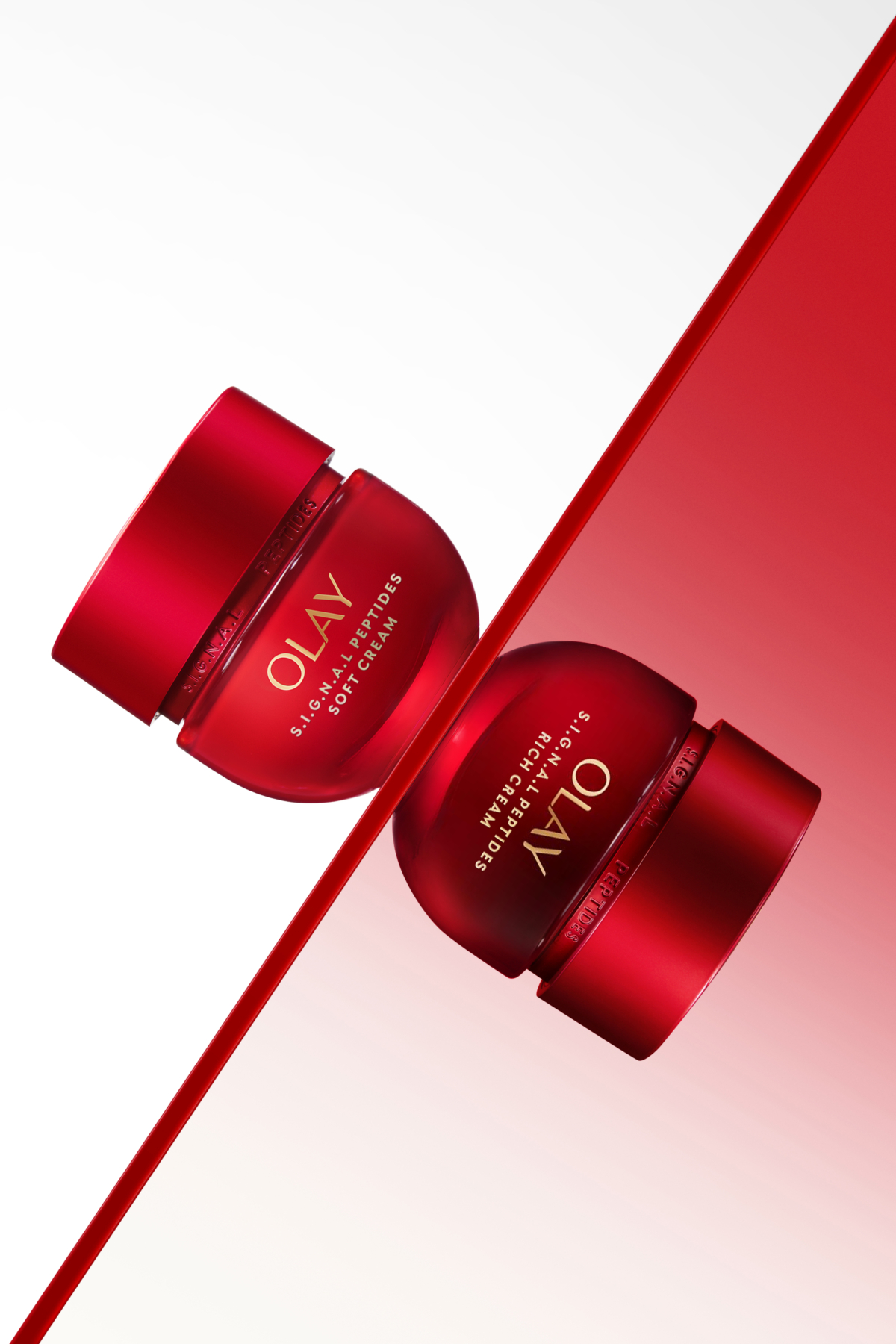 紅金面霜²備有「輕潤版」和「滋潤版」，能滿足不同膚質需要！