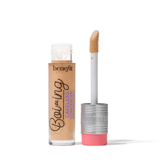 Benefit Boi-ing Cakeless Concealer：高遮瑕順滑妝感。
