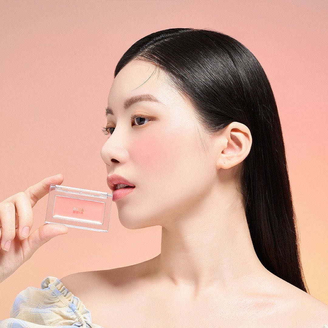 BBIA 單色腮紅粉質柔滑、融合度高，上臉自然服貼，輕鬆打造立體透亮的紅潤氣色。