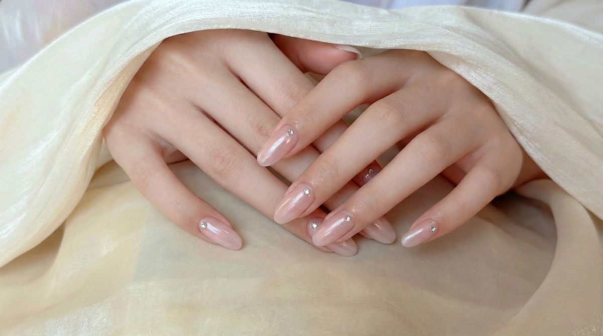 這款美甲代表了極致的簡約與純粹,是展現高級感的入門首選。