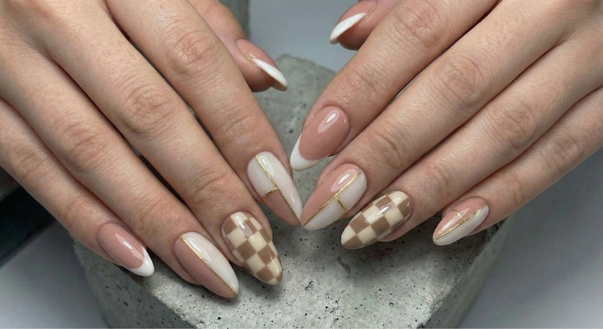 這種低飽和度的配色邏輯，既保留了視覺趣味，又維持了整體的簡約與舒適感，非常適合職場穿搭。