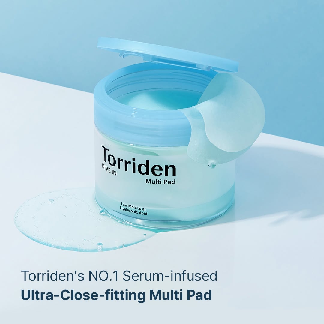 Torriden低分子玻尿酸棉片在網路上根本是話題製造機！它最厲害的是靠著『5 種不同大小的玻尿酸』層層進攻，能幫助肌膚快速補水保濕，乾燥瞬間退散。