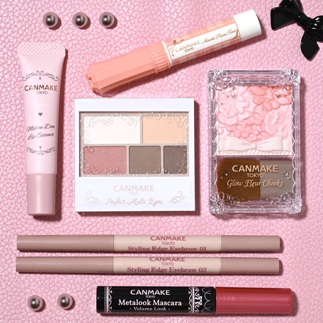 CANMAKE 價格親民，胭脂與打亮色號豐富，容易包色。