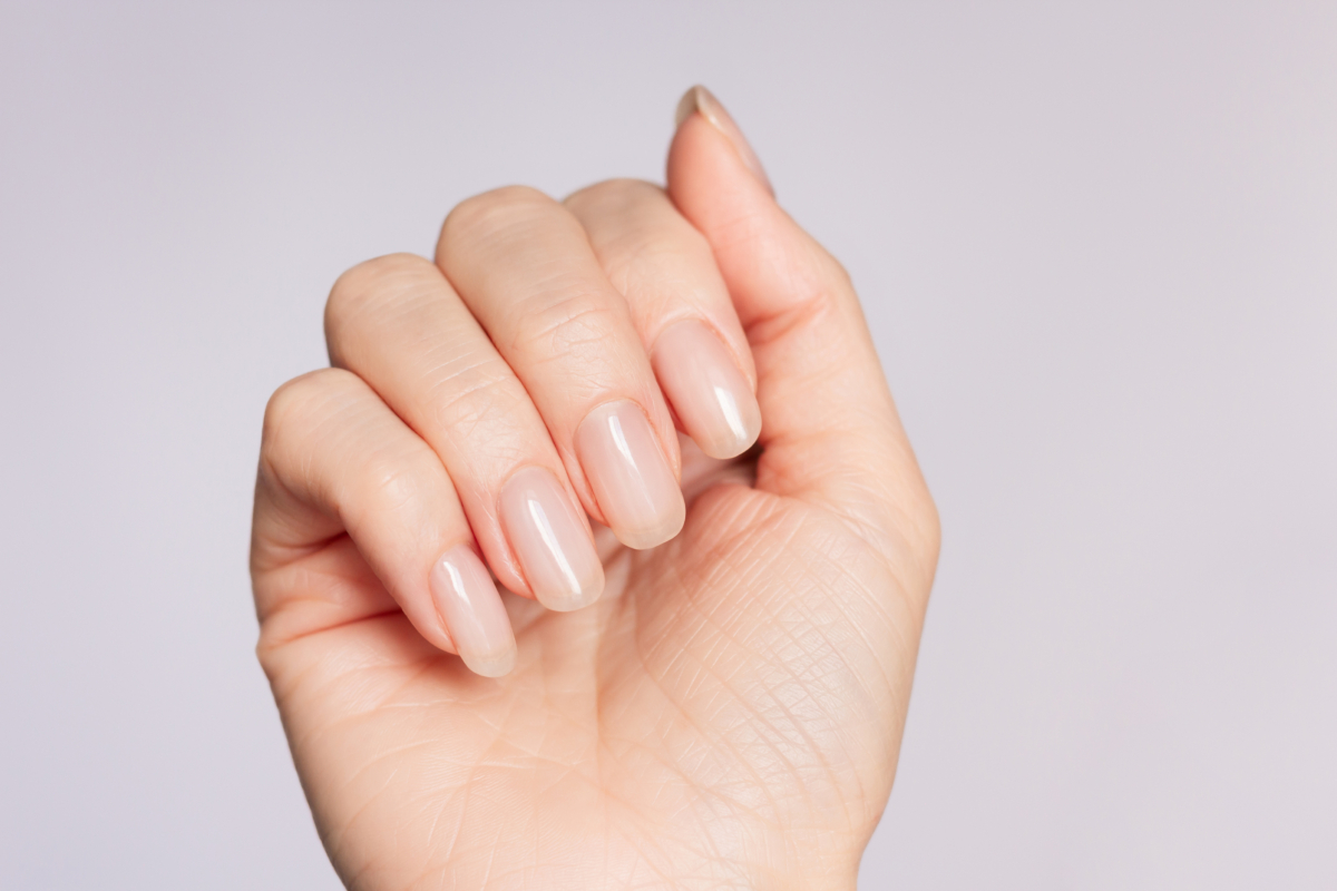 孕婦選用天然樹脂凝膠並配合LED燈硬化是安全的，惟卸甲時務必由專業人員操作以避免接觸化學溶劑。