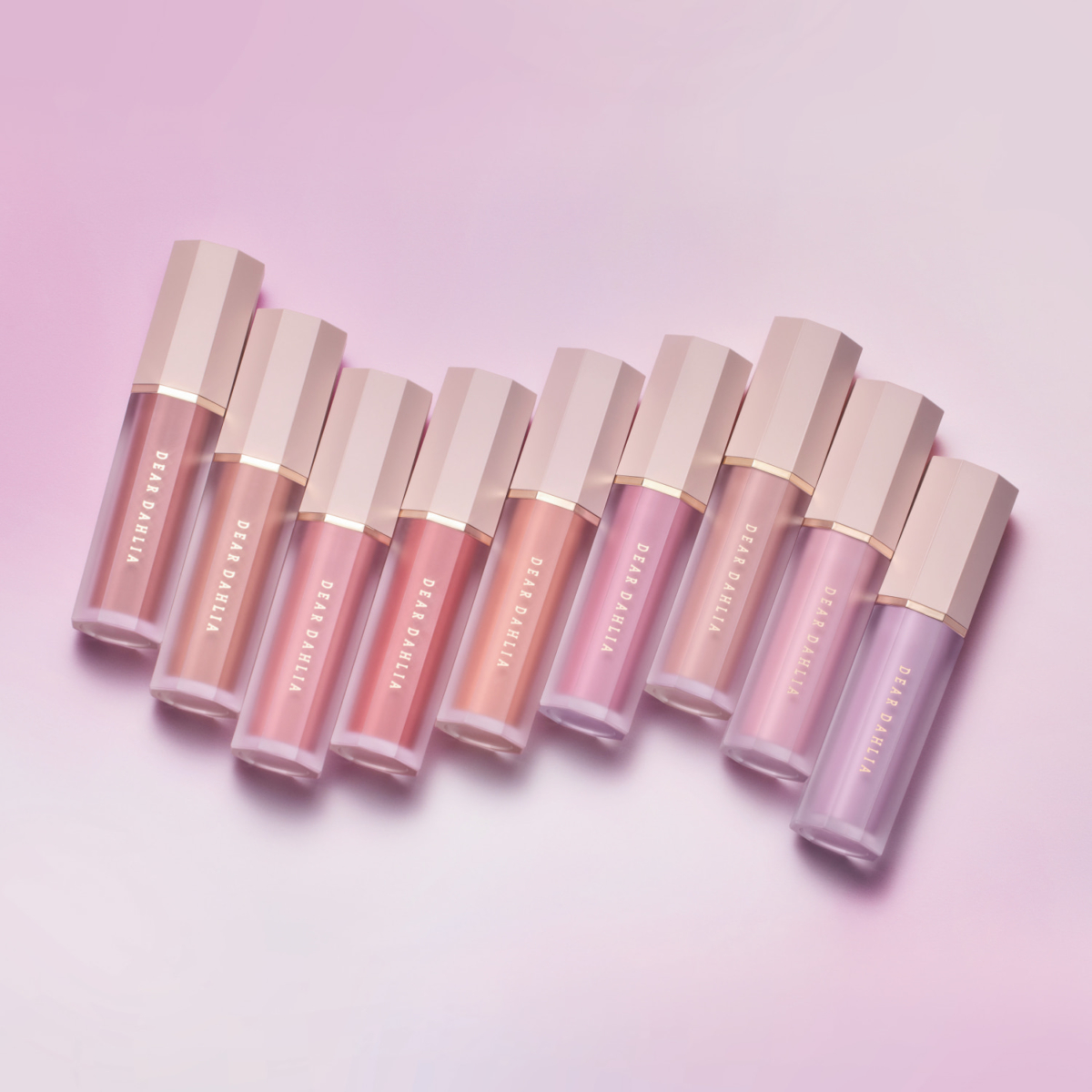 DEAR DAHLIA 腮紅液唇膏。