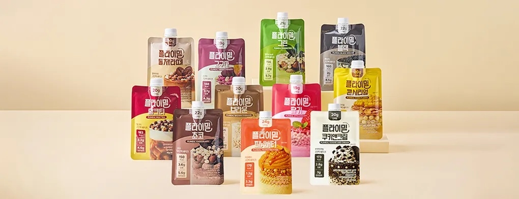 圖中展示的是Flimeal高蛋白代餐奶昔，一杯熱量不到 150 卡卻能飽很久，絕對是嘴饞又想瘦身的人的神級早餐！