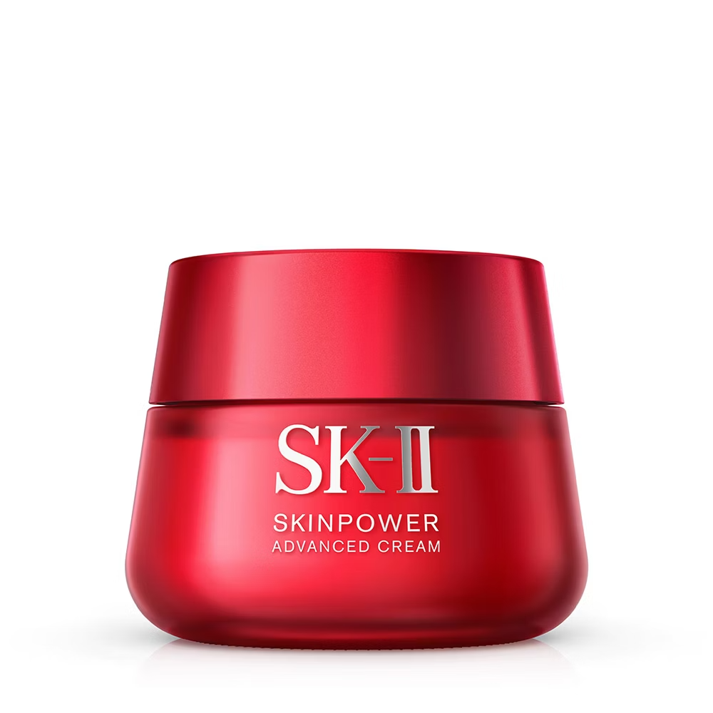 SK-II 致臻肌活能量活膚霜含PITERA™與多種植物萃取，高滋潤保養提升肌膚彈性與細緻度，適合混合至乾性肌日常抗老使用。