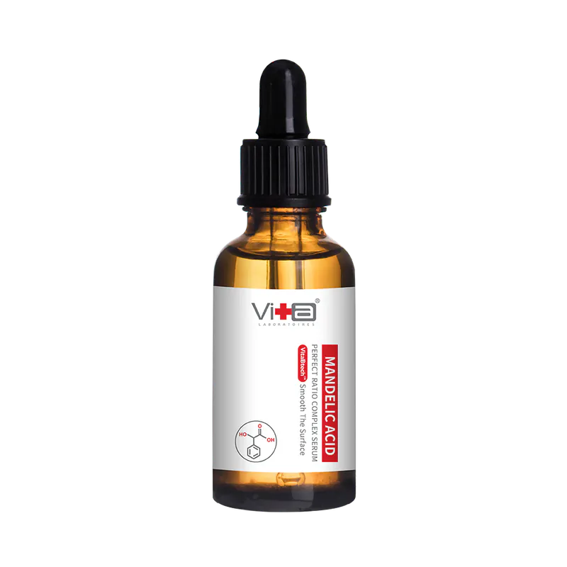 Swissvita 薇佳小蜜瓶以三酸黃金比例溫和去角質，改善暗沉蠟黃，搭配VitaBtech™技術降低刺激，讓居家煥膚安全又有效。