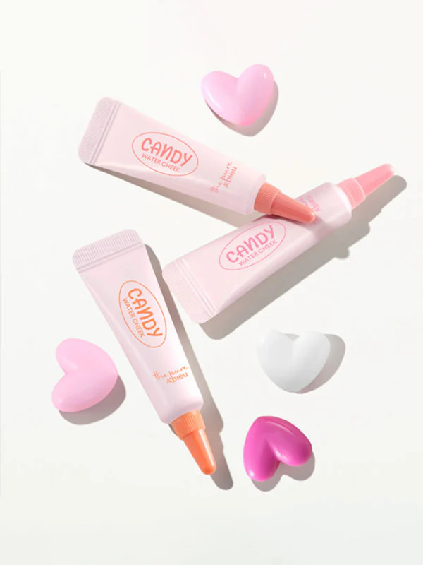 A'pieu 糖果液體腮紅兼作唇釉，水潤服貼、自然暈染紅潤感，平價可愛，是韓系偽素顏妝必備。