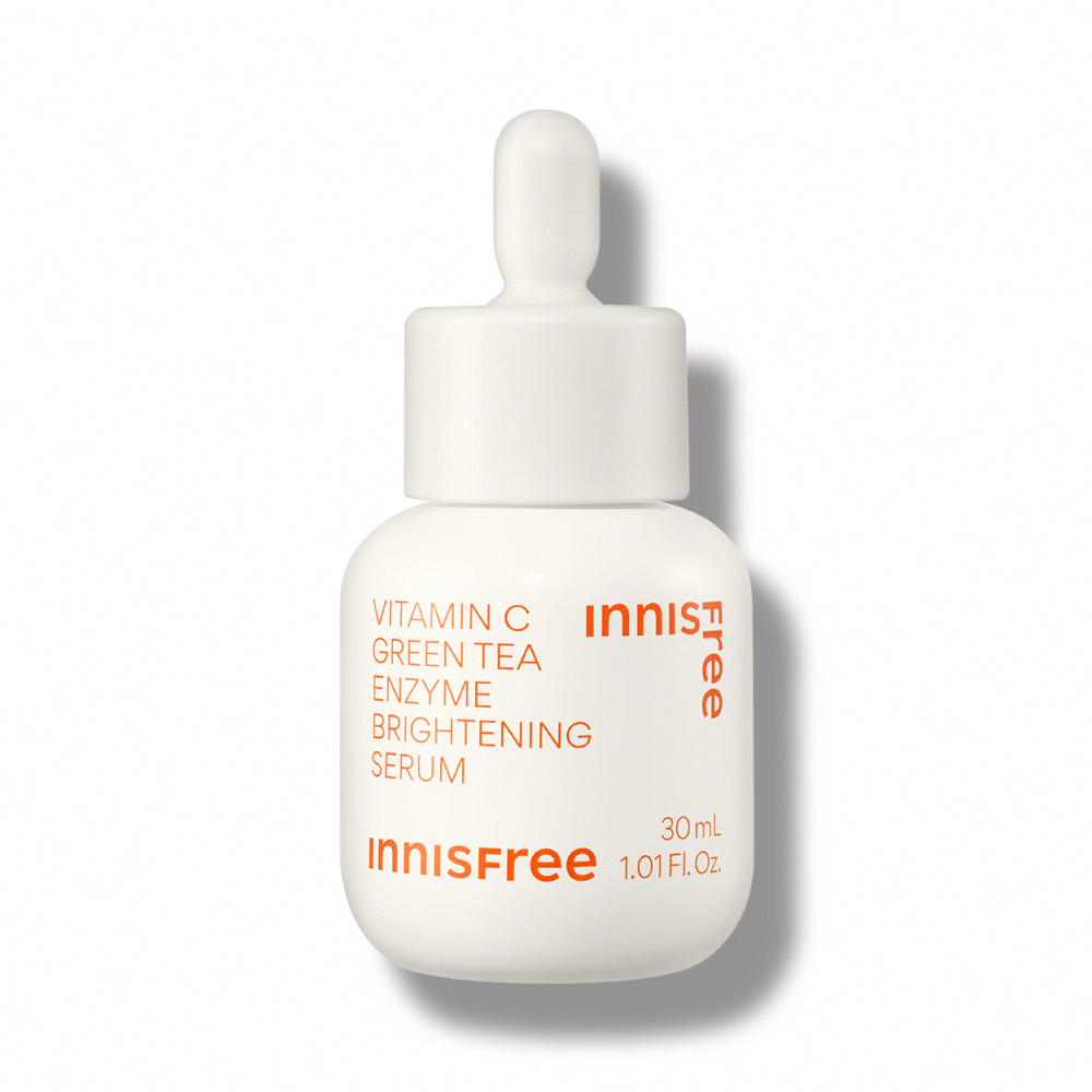 innsfree 維他命C淨亮精華：改善暗沉、細緻毛孔，日常使用提亮膚色。