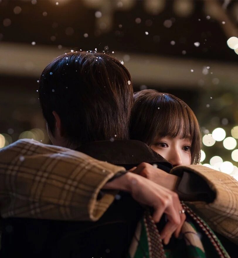 當生活迎面而來各種壓力與挑戰，伴侶間的守護便是最溫暖的屏障。