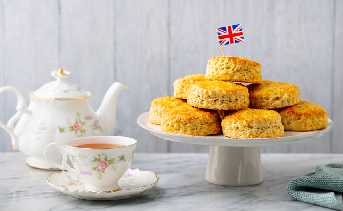 英式鬆餅 Scone 和蘇格蘭飲食文化關係深厚，後來也成為英式下午茶中很具代表性的經典茶點。