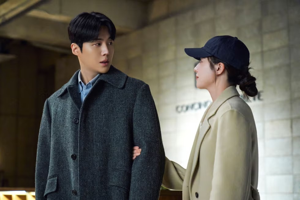 在Situationship裡，忙碌只是逃避責任的萬用擋箭牌。