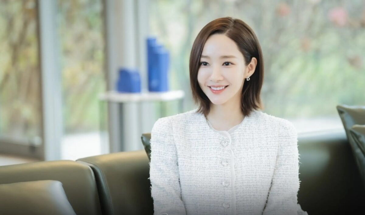 除了透過缺數進行補充，亦可根據生命靈數的主色系來選擇配飾，將性格特質轉化為日常美學。