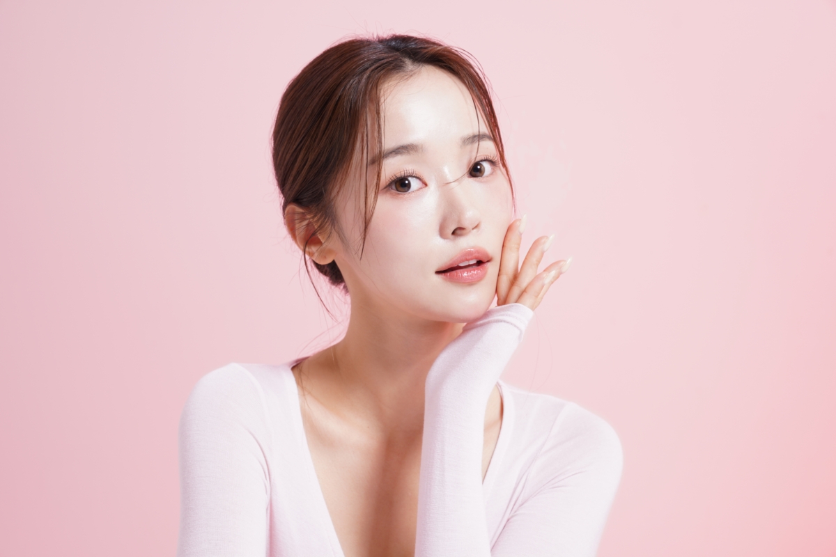 臉看起來圓或腫不一定只是胖，先分清是水腫、脂肪、咬肌還是骨骼問題，才能更有效改善臉部線條。