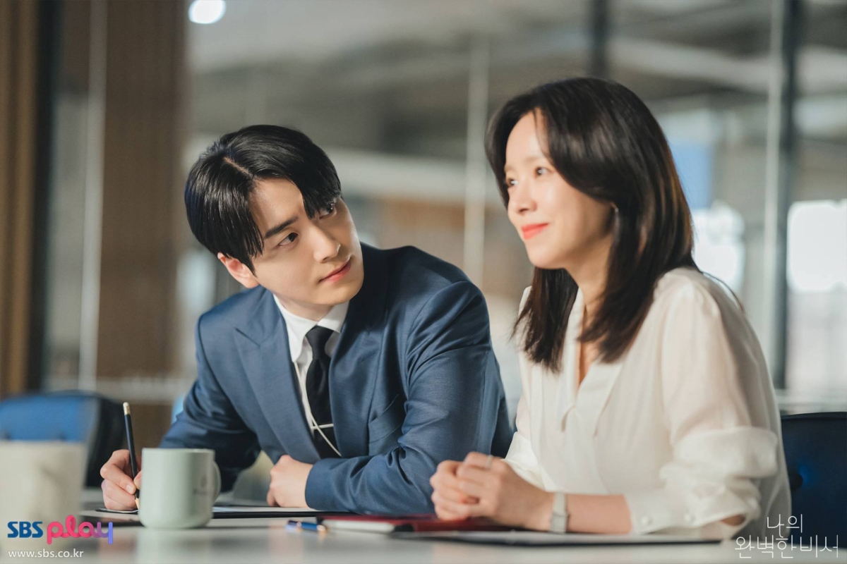 曖昧最容易讓人誤判的地方，就是把普通關心和禮貌互動，誤以為是只對你特別的心動訊號。