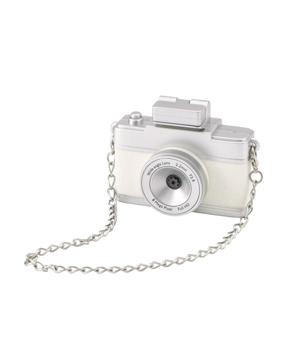 雖然個頭小小，卻配備了超實用的液晶螢幕，讓你邊看邊拍，甚至還內建 24 種濾鏡和閃光燈，隨手一按就能拍出氛圍感滿滿的復古美照。