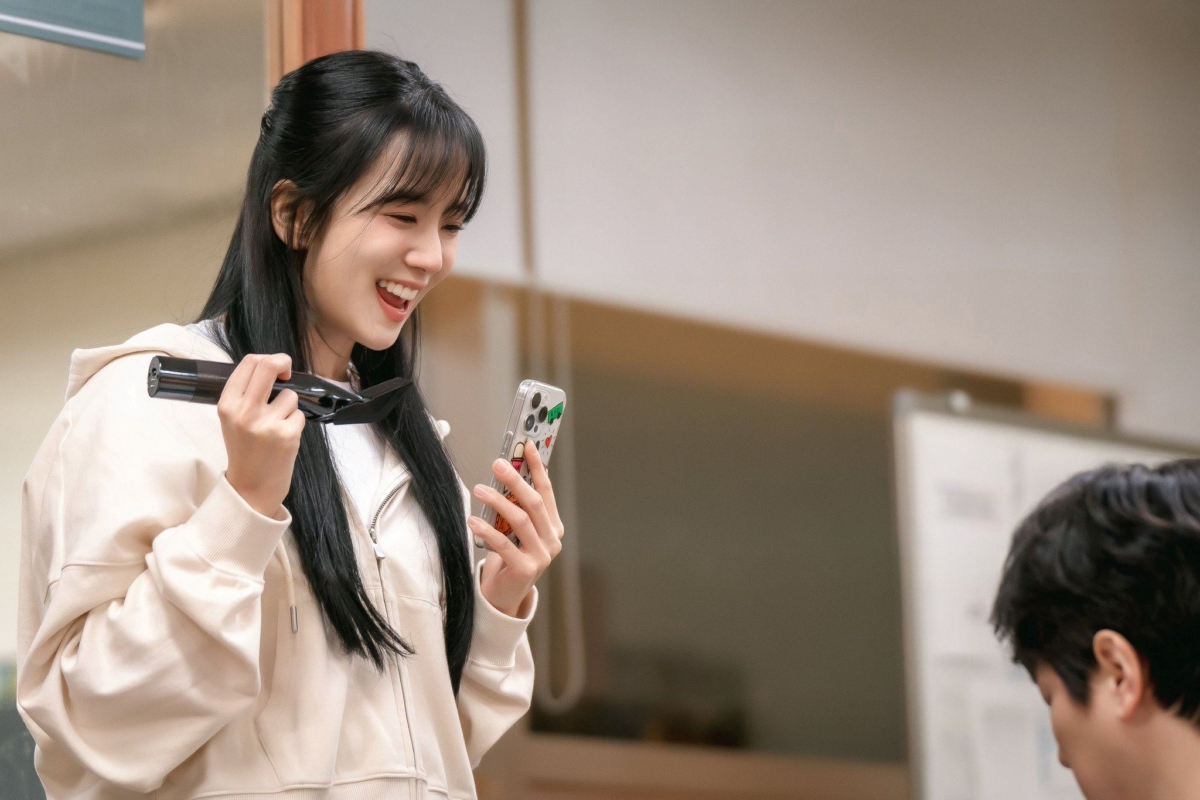 顏文字是用符號組成的表情文字，近年再度流行，比一般emoji更細緻可愛，也更能為IG和聊天文字增加風格感。