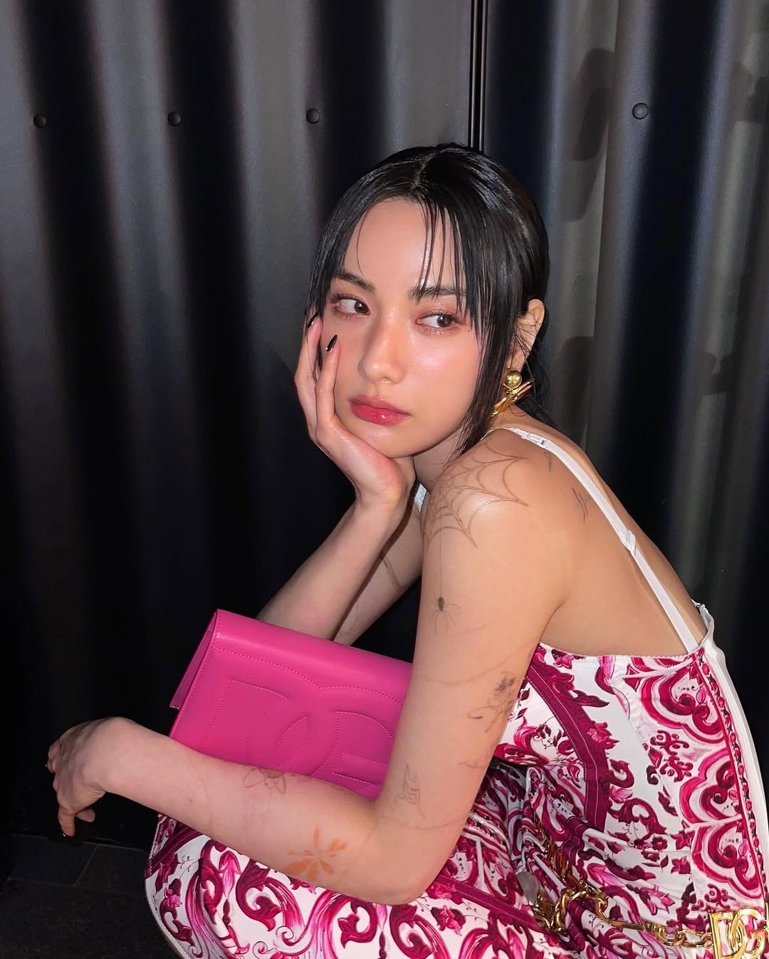 很多人考慮洗紋身前，最在意的通常是次數、疼痛感，以及會不會留疤或反黑。