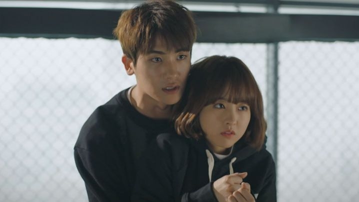 在社交媒體盛行的現代，捉弄也常發生在留言區。如果他老是在妳的限時動態下留言吐糟，別懷疑，他絕對是想引起妳的注意！